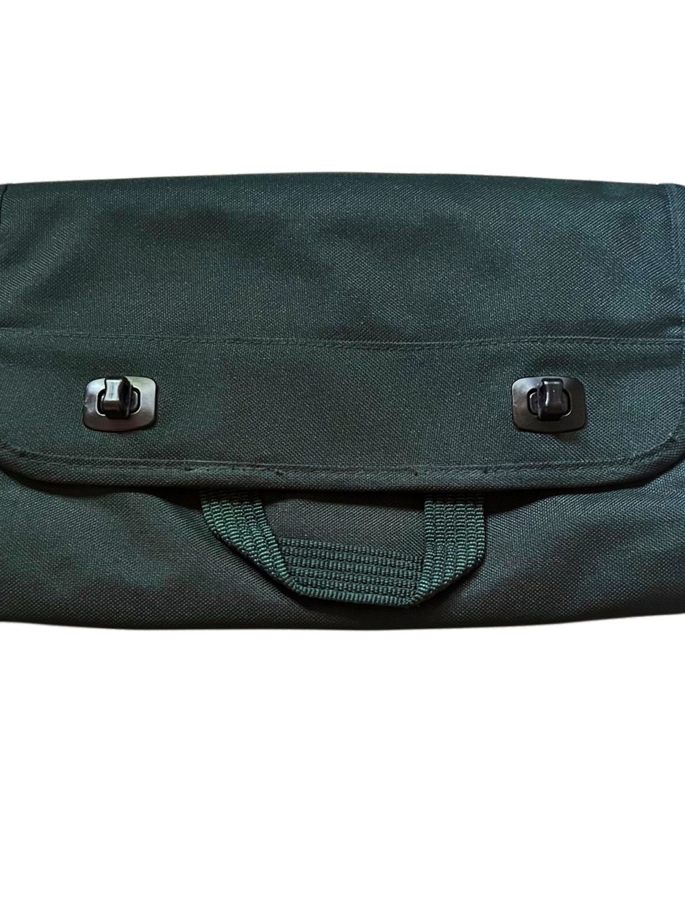 Ricardo Beverly Hills Men's Dark Green Canvas Travel Bag